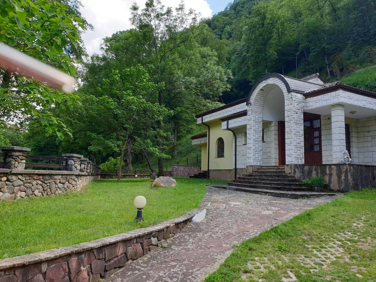 Kesta Za Gosti Fedor Villa Ribarica Exterior photo